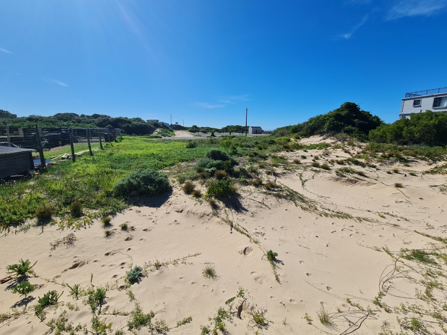 0 Bedroom Property for Sale in Paradise Beach Eastern Cape